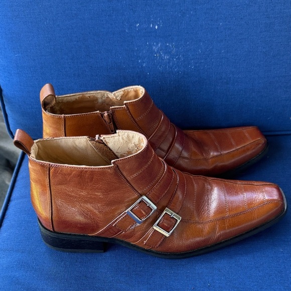 Men's Tan Leather Chukka Boots with Double Buckle - Picture 2 of 7